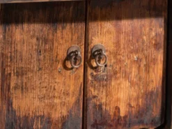 Console ancienne en bois d’orme – Chine, vers 1900