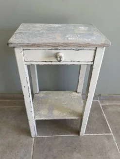 Console ancienne esprit maison de campagne