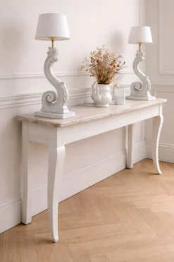 Console ancienne patinée gris coton.