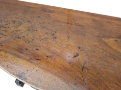 Console Ancienne Raffinée en Noyer – Époque Charles X (environ 1825)