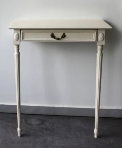 Console d’applique bipode de style Louis XVI en bois peint