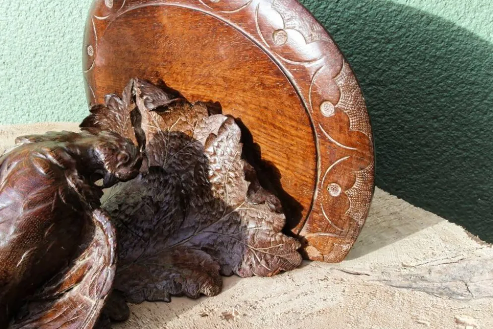 Console d'applique sculptée, forêt noire, 19ème siècle