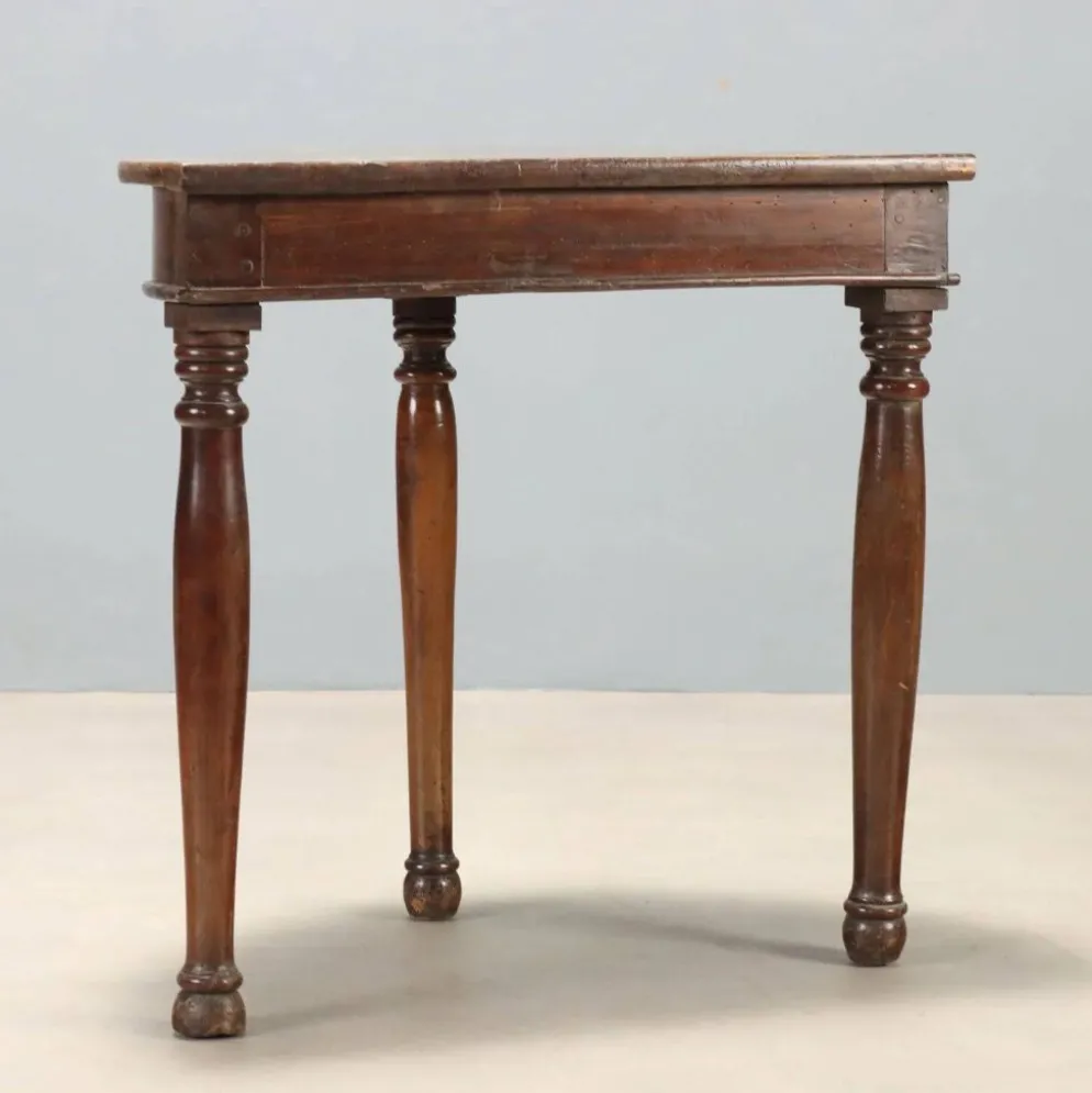 Console demi-lune en noyer - Italie XIXe siècle
