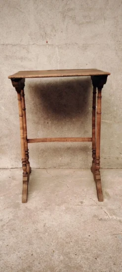 Console, desserte, bout de canapé ou chevet