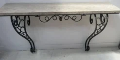 Console de style Art Déco en fer forgé martelé XX siècle