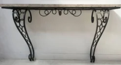 Console de style Art Déco en fer forgé martelé XX siècle