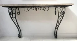 Console de style Art Déco en fer forgé martelé XX siècle