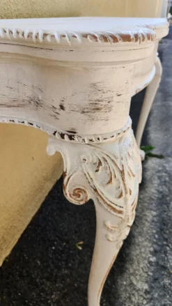 Console de style Gustavien patinée