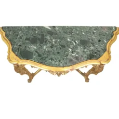 Console de style Louis XV en bois doré à la feuille d'or et marbre.