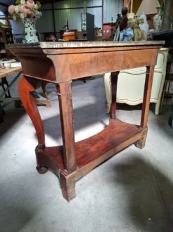 Console d’époque Restauration en acajou – Dessus de marbre – XIXe siècle