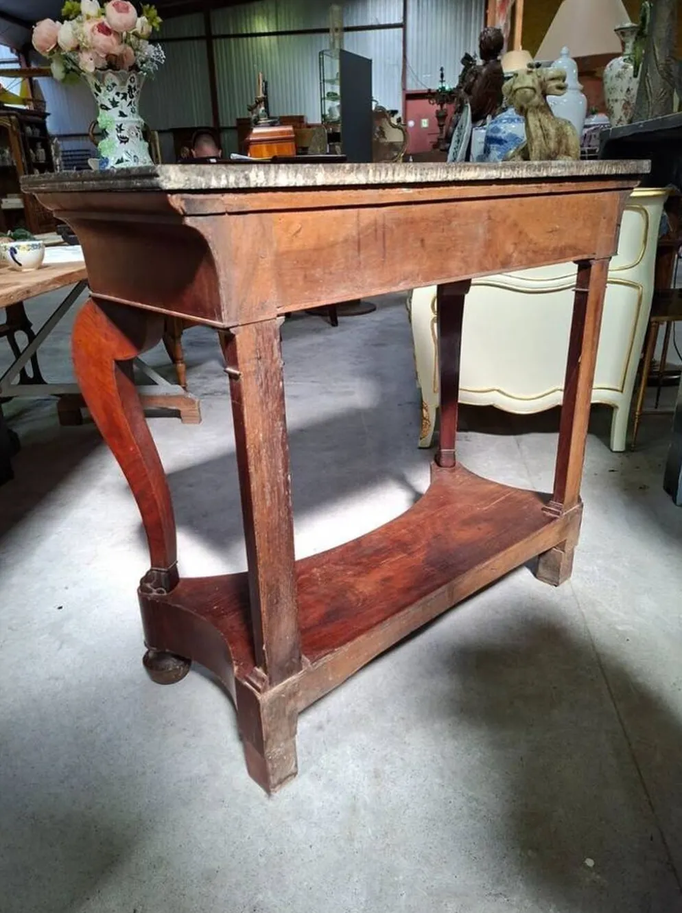 Console d’époque Restauration en acajou – Dessus de marbre – XIXe siècle