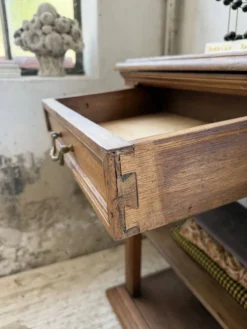 Console drapière en chêne, 19ème