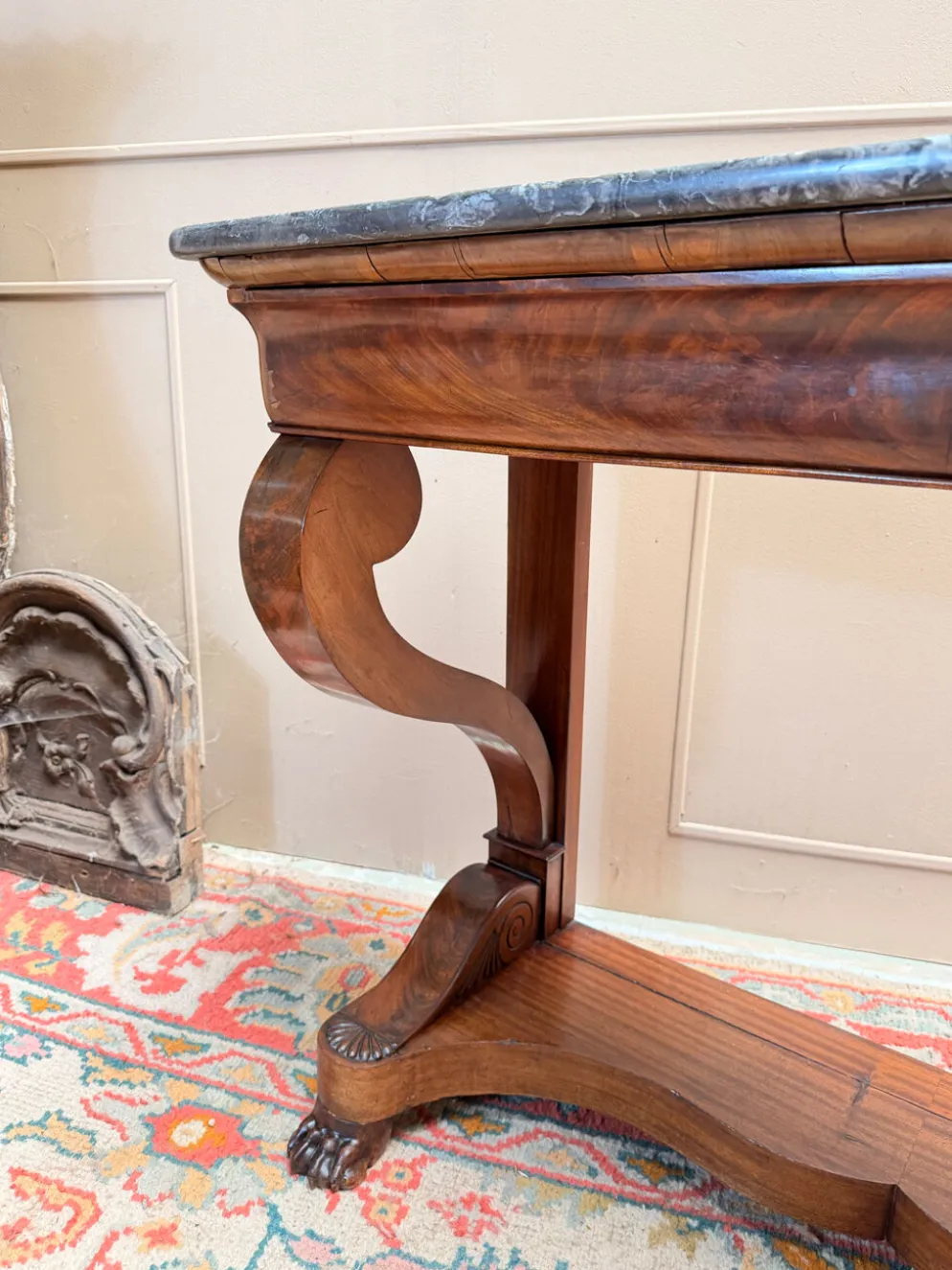 CONSOLE EN ACAJOU D’ÉPOQUE RESTAURATION XIX EME SIÈCLE