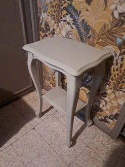 Console en bois peint coloris gris avec un plateau inférieur 1920