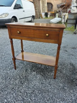 Console en merisier milieu XXème