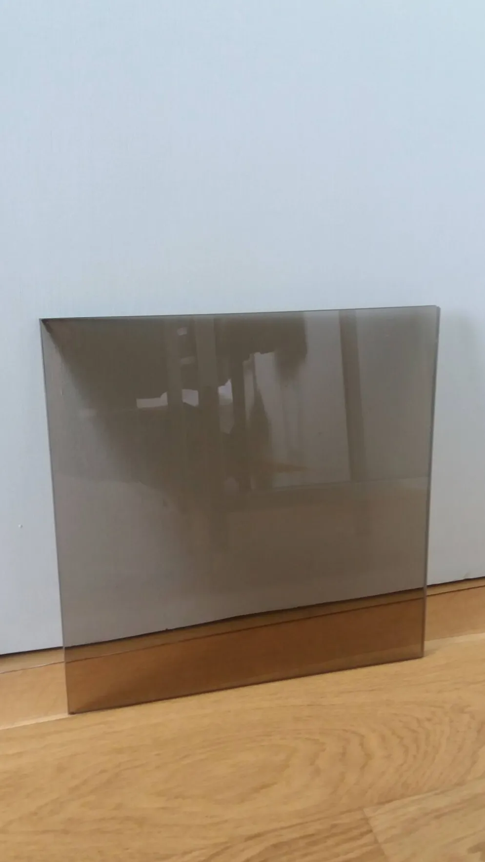 Console en métal chromé et verre fumé