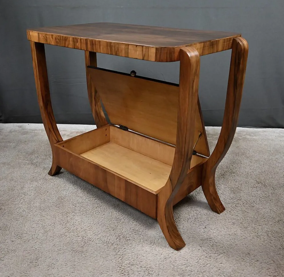 Console en placage de noyer, style art déco – XXe