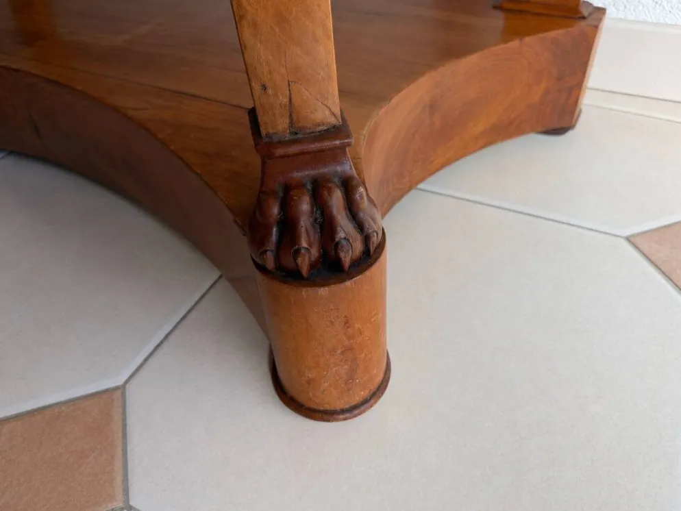Console française XIXe en merisier et marbre noir, pieds griffes
