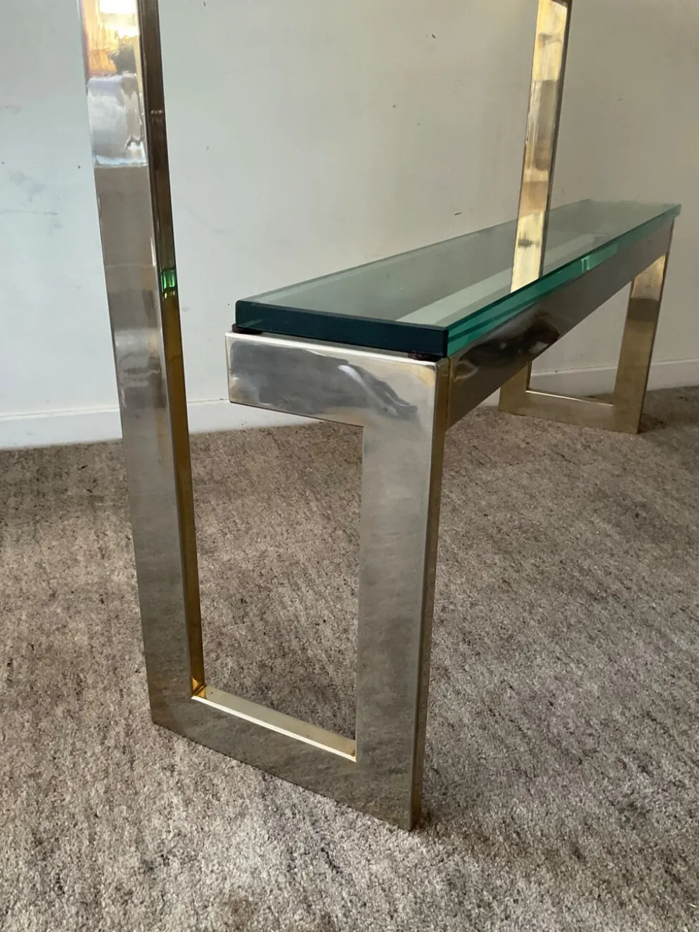 Console « G » par Belgochrom en laiton et verre des années 70