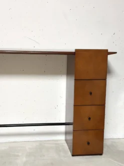 Console Irena Rosinski, 1980