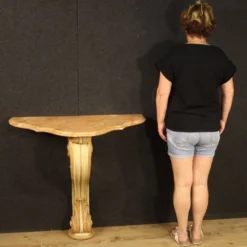 Console italienne laquée et peinte du XXe siècle