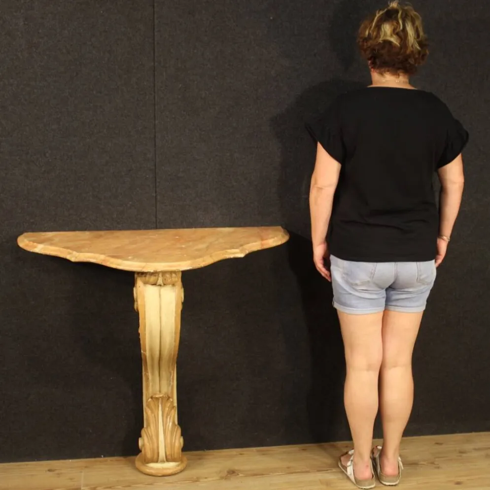Console italienne laquée et peinte du XXe siècle