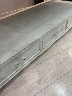 Console lingère