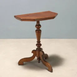 Console Louis-Philippe en noyer