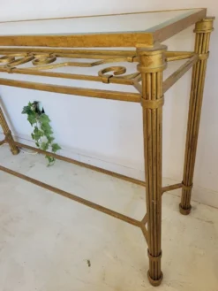 Console métal doré