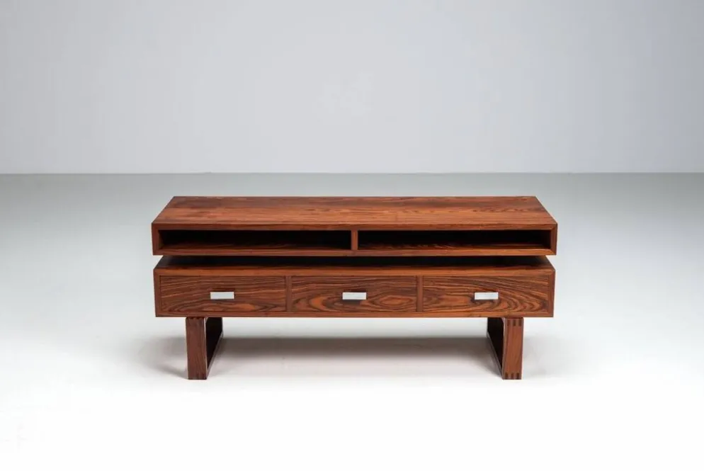 Console multimédia flottante moderne du milieu du siècle en palissandre, Danemark, 1960