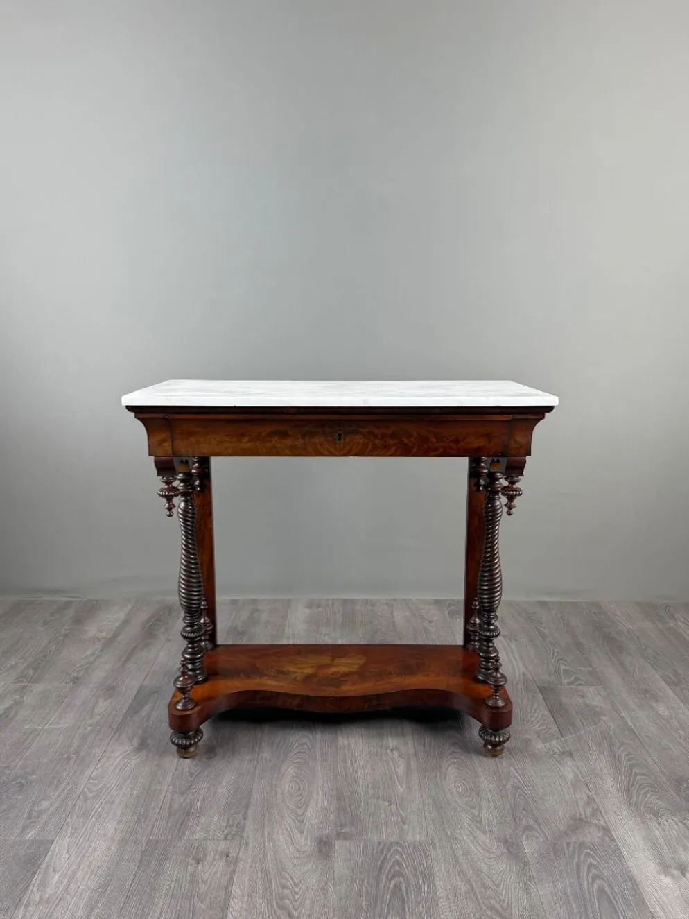 Console Napoléon III en acajou et marbre blanc, XIXe Siècle