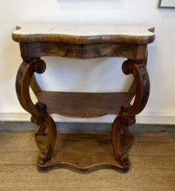 Console Napoléon III en noyer et marbre blanc