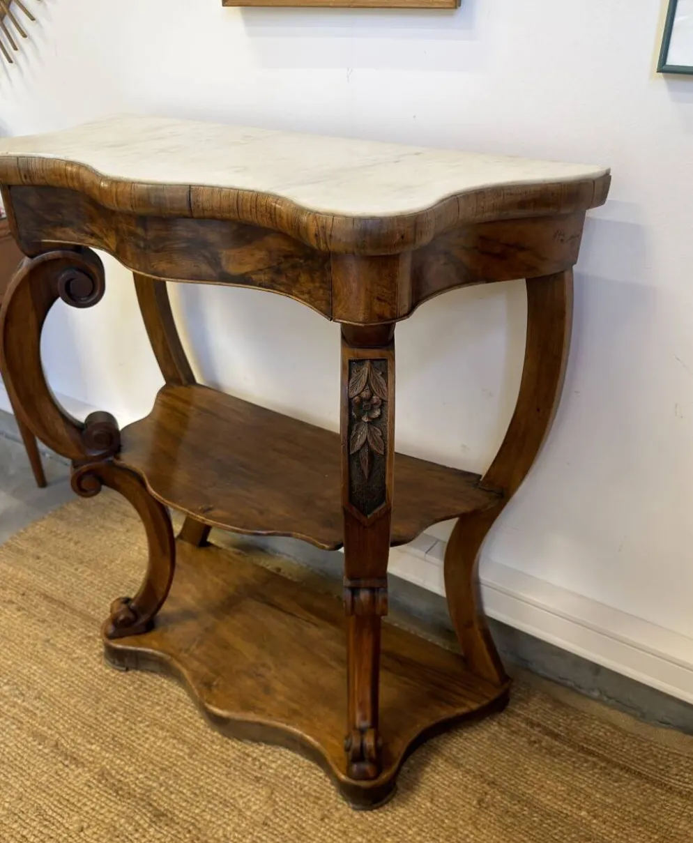 Console Napoléon III en noyer et marbre blanc