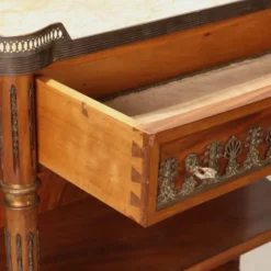 Console néoclassique en acajou
