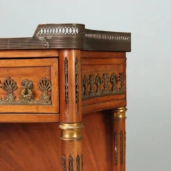 Console néoclassique en acajou