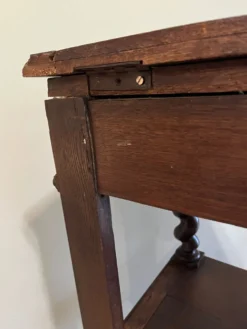 Console ou table de service bois tourné