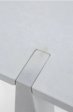 Console Pietra Serena Modèle Inkas Table par Angelo Mangiarotti pour Skipper, années 1990.