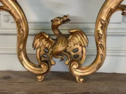 Console Régence au dragon, bois sculpté et doré, Paris vers 1720