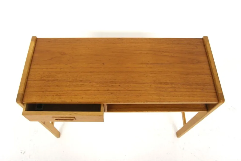 Console scandinave en teck "No. 526" Nybrofabriken, Fröseke, Suède, 1960