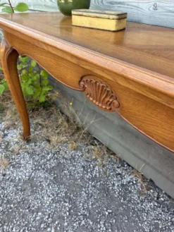 Console style Louis XV en bois