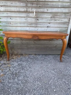 Console style Louis XV en bois