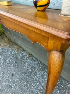 Console style Louis XV en bois