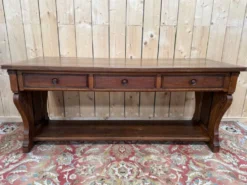 Console-table de milieu Néo-Renaissance – Travail lyonnais – Noyer massif