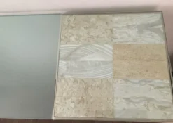 Console vintage en travertin, bois et verre