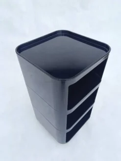 Conteneur modulaire noir par Anna Castelli Ferrieri pour Kartell