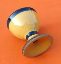 Coquetier ancien Terre cuite vernissée