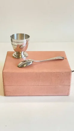Coquetier Cuillère Naissance métal argenté Vintage