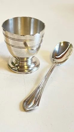 Coquetier Cuillère Naissance métal argenté Vintage