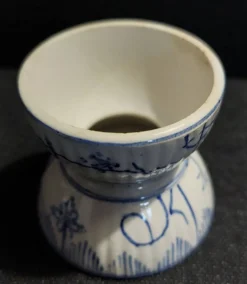 Coquetier diabolo faïence début XXème
