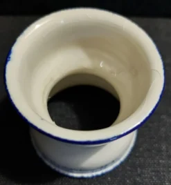 Coquetier diabolo faïence début XXème